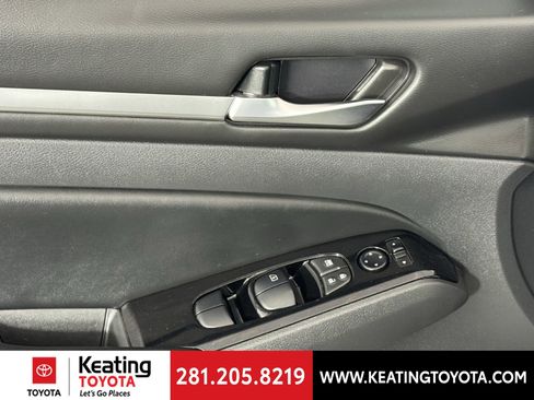 Used 2024 Nissan Altima 2.5 SR w/ SR Premium Package image 12