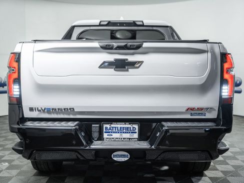 Used 2024 Chevrolet Silverado EV RST image 5