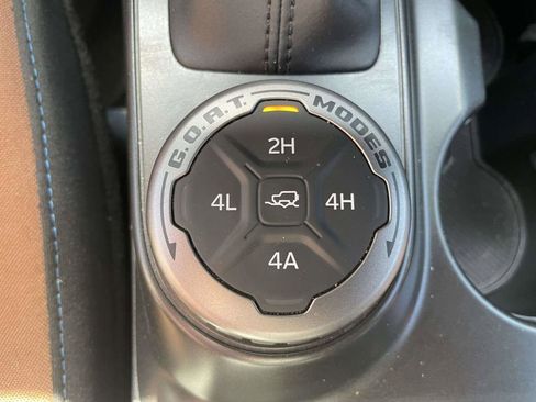 Used 2023 Ford Bronco Outer Banks image 23