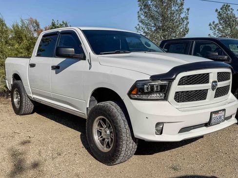 Used 2013 RAM 1500 Express RWD image 3