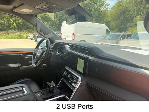 Used 2022 GMC Sierra 1500 Denali AWD/4WD image 16
