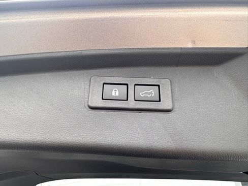 New 2025 Subaru Outback Premium image 11