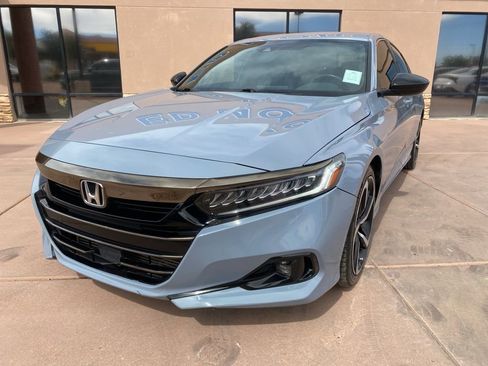 Used 2021 Honda Accord Sport image 2