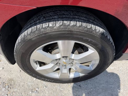 Used 2012 Chevrolet Traverse LTZ AWD/4WD image 11