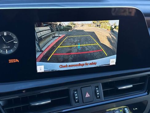 Used 2024 Lexus ES 350 w/ Premium Package image 21