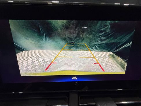 Used 2024 Chevrolet Trax ACTIV w/ Sunroof Package image 29