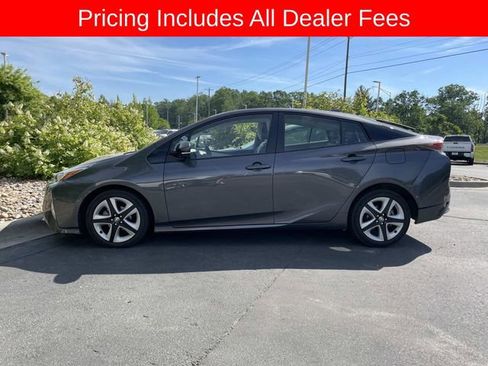 Used 2018 Toyota Prius Four Touring FWD image 7