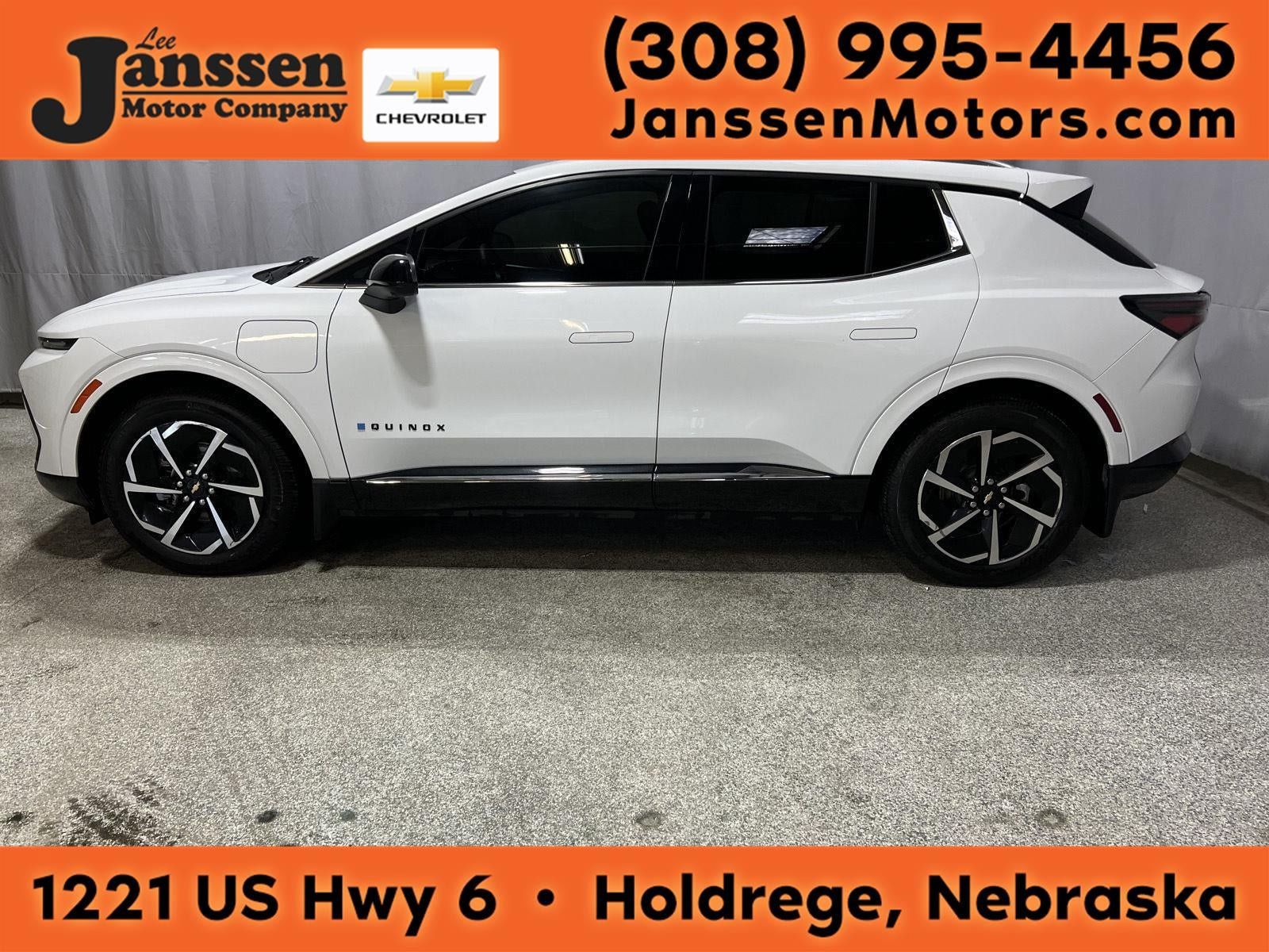 Used 2024 Chevrolet Equinox EV LT w/ LPO, Blackout Package FWD image 1