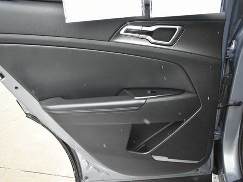 Used 2023 Kia Sportage EX image 34