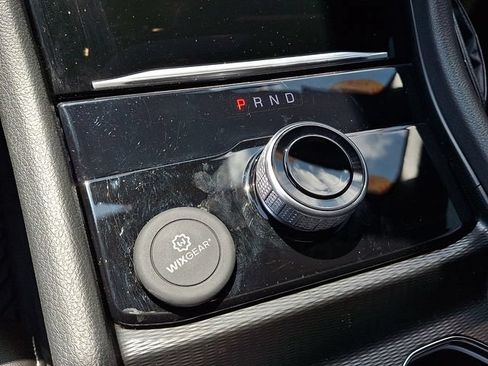 Used 2024 Jeep Grand Cherokee Altitude RWD image 12