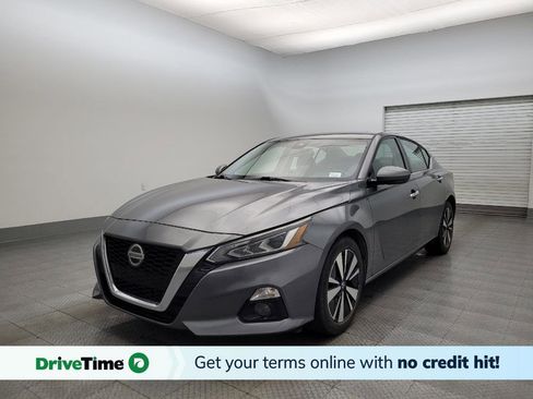 Used 2019 Nissan Altima 2.5 SL image 1