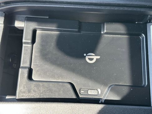 Used 2021 Toyota Highlander XSE FWD image 38
