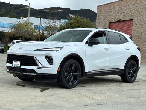 New 2026 Buick Envision Sport Touring image 4