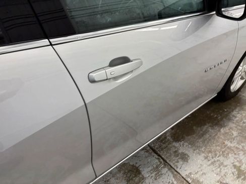 Used 2022 Chevrolet Malibu LT image 26