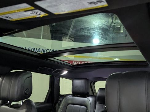 Used 2020 Land Rover Range Rover Sport HSE image 19