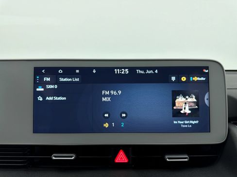 Used 2024 Hyundai Ioniq 5 Limited AWD/4WD image 6