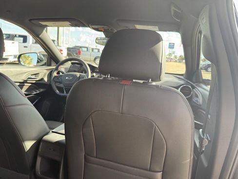 New 2026 Chevrolet Trax RS image 39