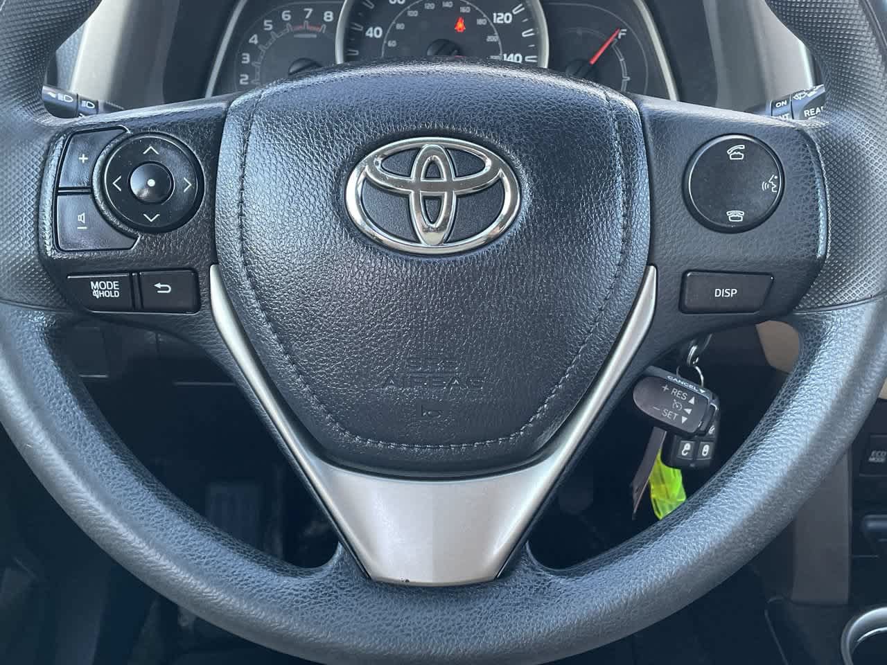 Used 2014 Toyota RAV4 XLE AWD/4WD image 10