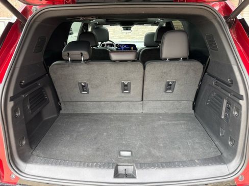 Used 2024 Chevrolet Traverse RS w/ LPO, Floor Liner Package image 22