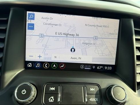 Used 2022 GMC Acadia SLT w/ Elevation Edition FWD image 17