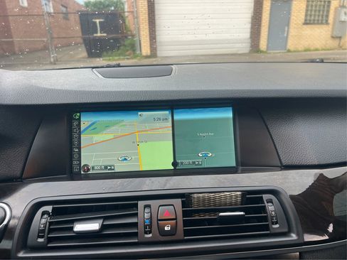 Used 2013 BMW 528i xDrive Sedan image 16