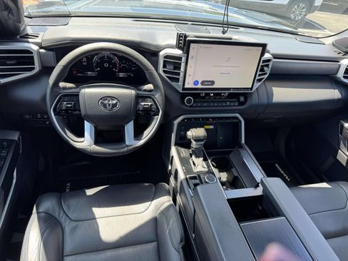 Used 2023 Toyota Tundra Platinum AWD/4WD image 2