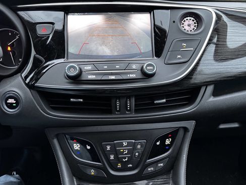 Used 2017 Buick Envision Premium image 17