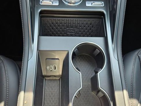 New 2026 Lincoln Nautilus Reserve image 18