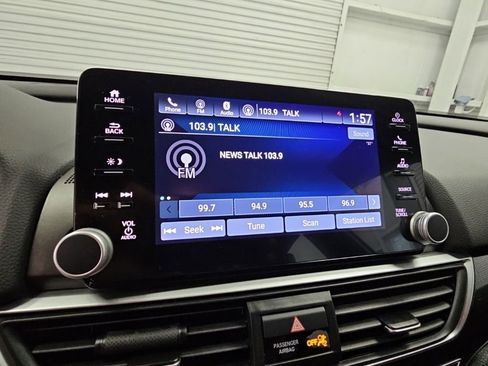 Used 2022 Honda Accord Sport image 15