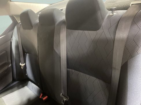 Used 2025 Nissan Versa SV FWD image 11
