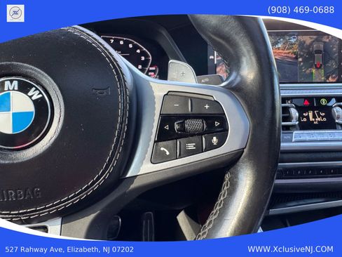 Used 2022 BMW X6 M50i w/ Executive Package image 13