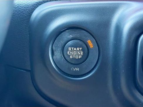 Used 2021 Jeep Wrangler Unlimited Rubicon AWD/4WD image 35