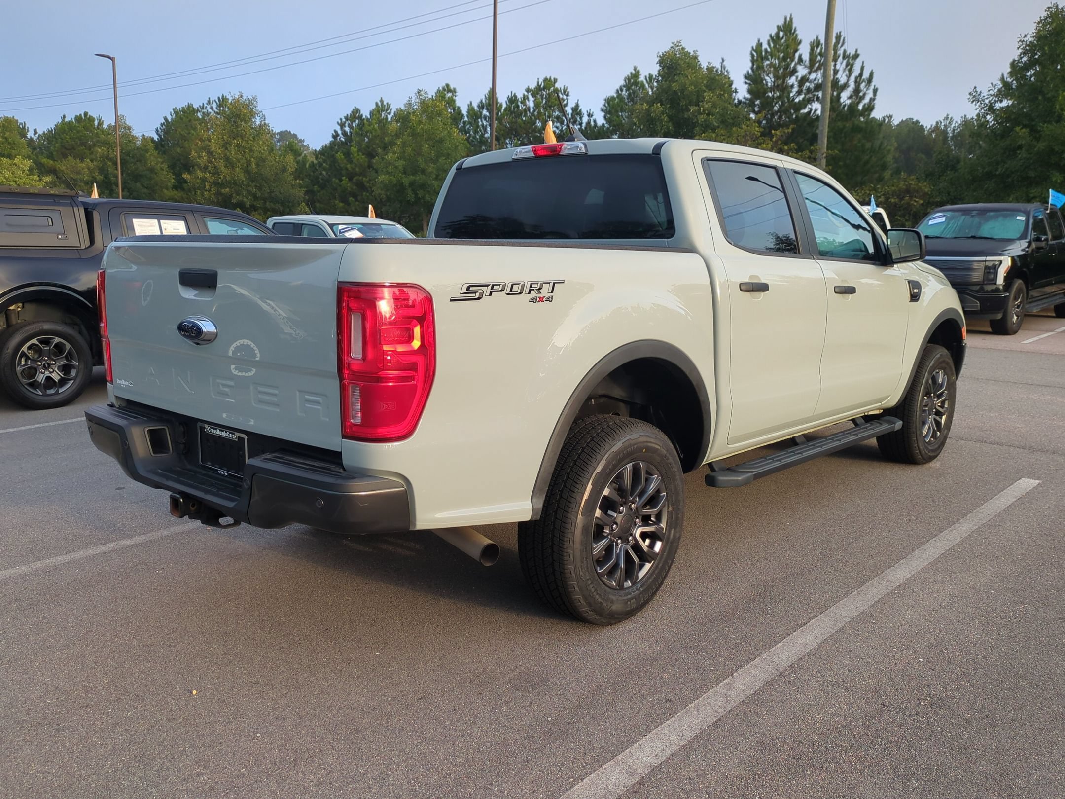 Used 2023 Ford Ranger XLT w/ Equipment Group 301A Mid AWD/4WD image 4