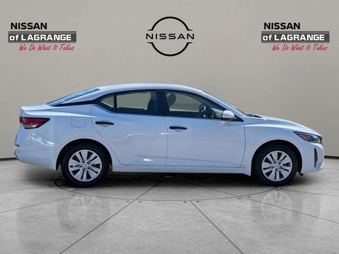 New 2025 Nissan Sentra S image 4