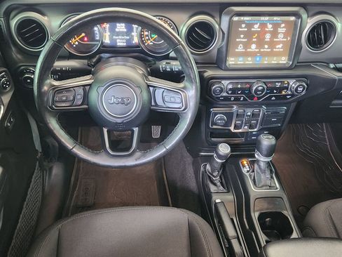 Used 2022 Jeep Wrangler Unlimited Sport AWD/4WD image 25