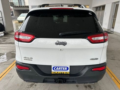 Used 2017 Jeep Cherokee Latitude w/ Safety/Convenience Group image 6