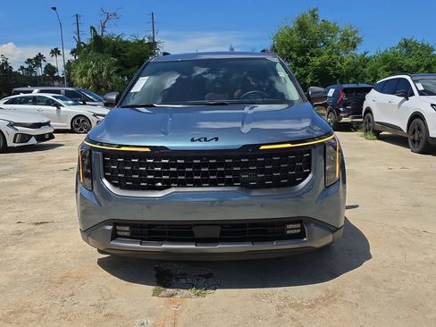 New 2026 Kia Carnival SX w/ SX Dark Edition Package FWD image 3