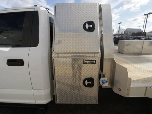 Used 2021 Ford F550 4x4 Regular Cab Super Duty image 9