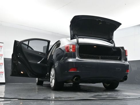 Used 2011 Lexus IS 250 AWD w/ Premium Pkg Value Edition image 46