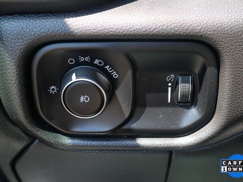 Used 2022 RAM 5500 Tradesman image 19