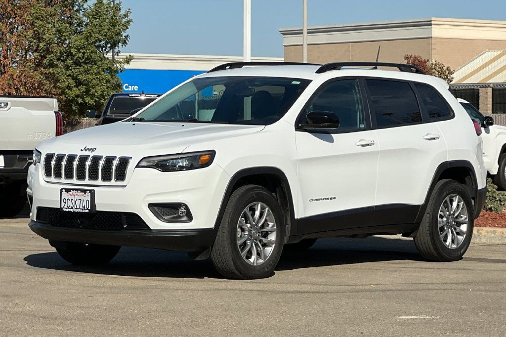 Used 2022 Jeep Cherokee Latitude Lux AWD/4WD image 10