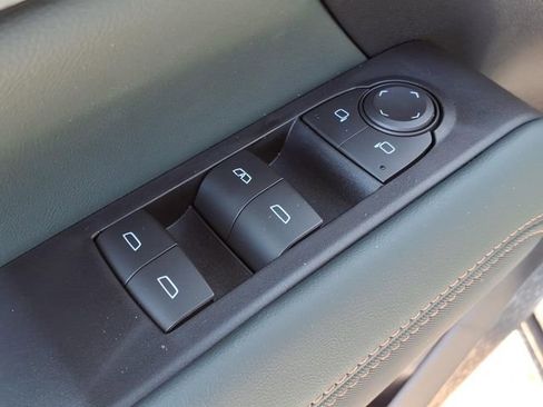 New 2026 GMC Terrain AT4 w/ LPO, Floor Liner Package AWD/4WD image 15