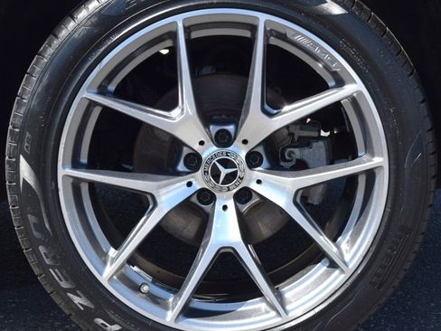 Used 2021 Mercedes-Benz GLC 300 4MATIC w/ AMG Line image 17