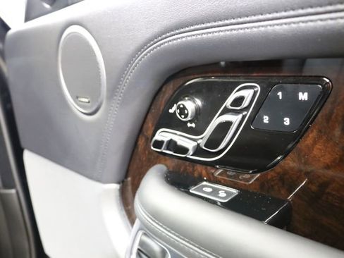Used 2018 Land Rover Range Rover Supercharged image 32