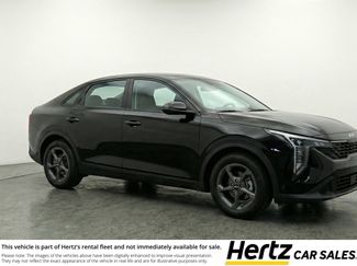 Used 2025 Kia K4 LXS video 1