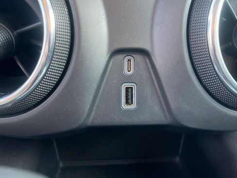 Used 2021 Chevrolet Blazer LT image 23