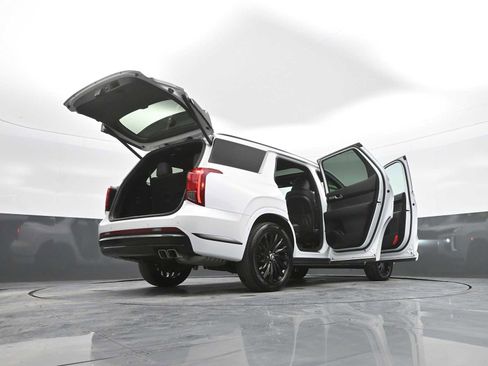 Used 2025 Hyundai Palisade Calligraphy image 49