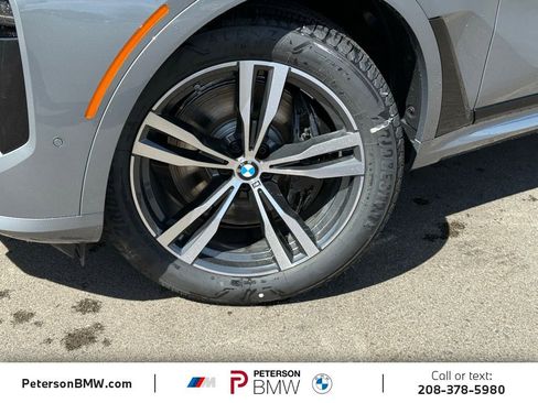 New 2026 BMW X7 M60i image 14