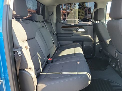 Used 2023 GMC Sierra 1500 Elevation image 26