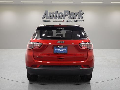 New 2026 Jeep Compass Limited w/ Sun, Sound & Navigation Group AWD/4WD image 8